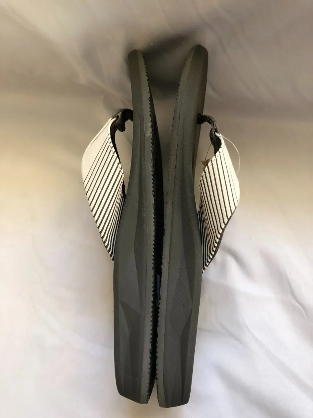 Reef Phantom II Flip Flop Sandal Grey White Straps Size 9
